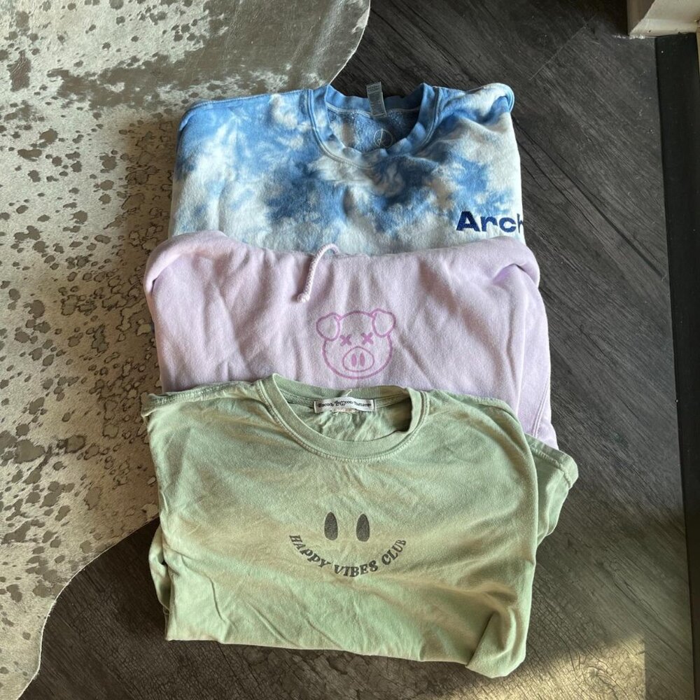 Women’s Graphic Sweatshirt & Tee Bundle 3 Pc L XXL 2XL Hoodie Tie Dye Tee